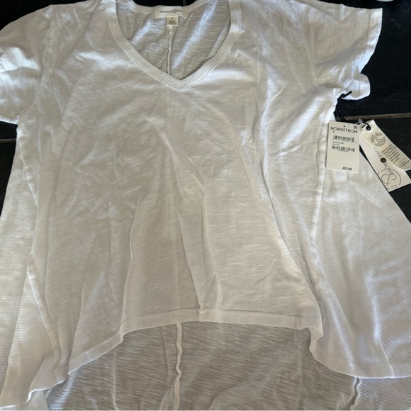Treasure & Bond a-line fun/flattering white tee🤍see pic for all the details 🤍 - Picture 2 of 9